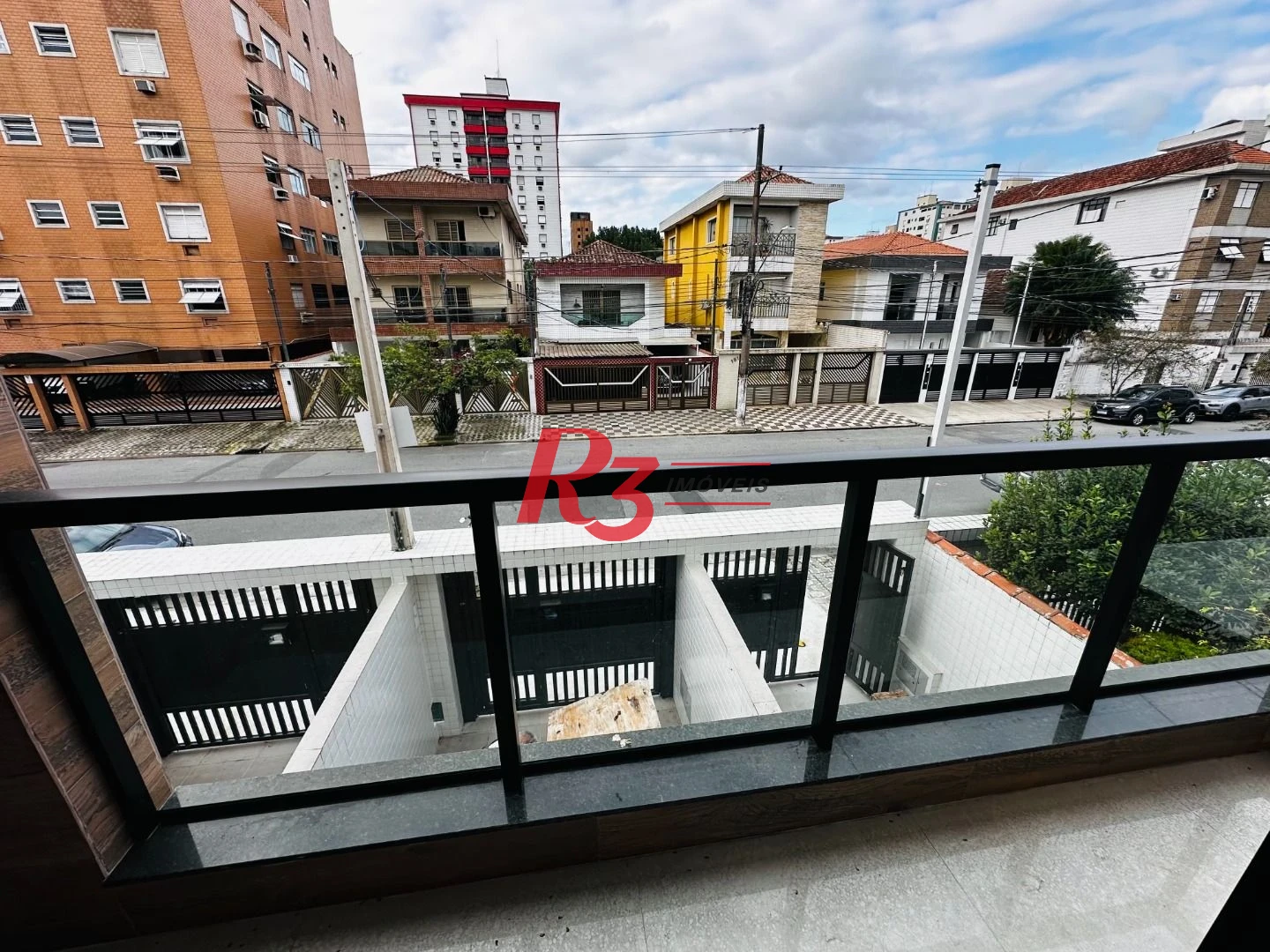 Sobrado com 3 dormitórios à venda, 220 m² por R$ 1.600.000,00 - Embaré - Santos/SP