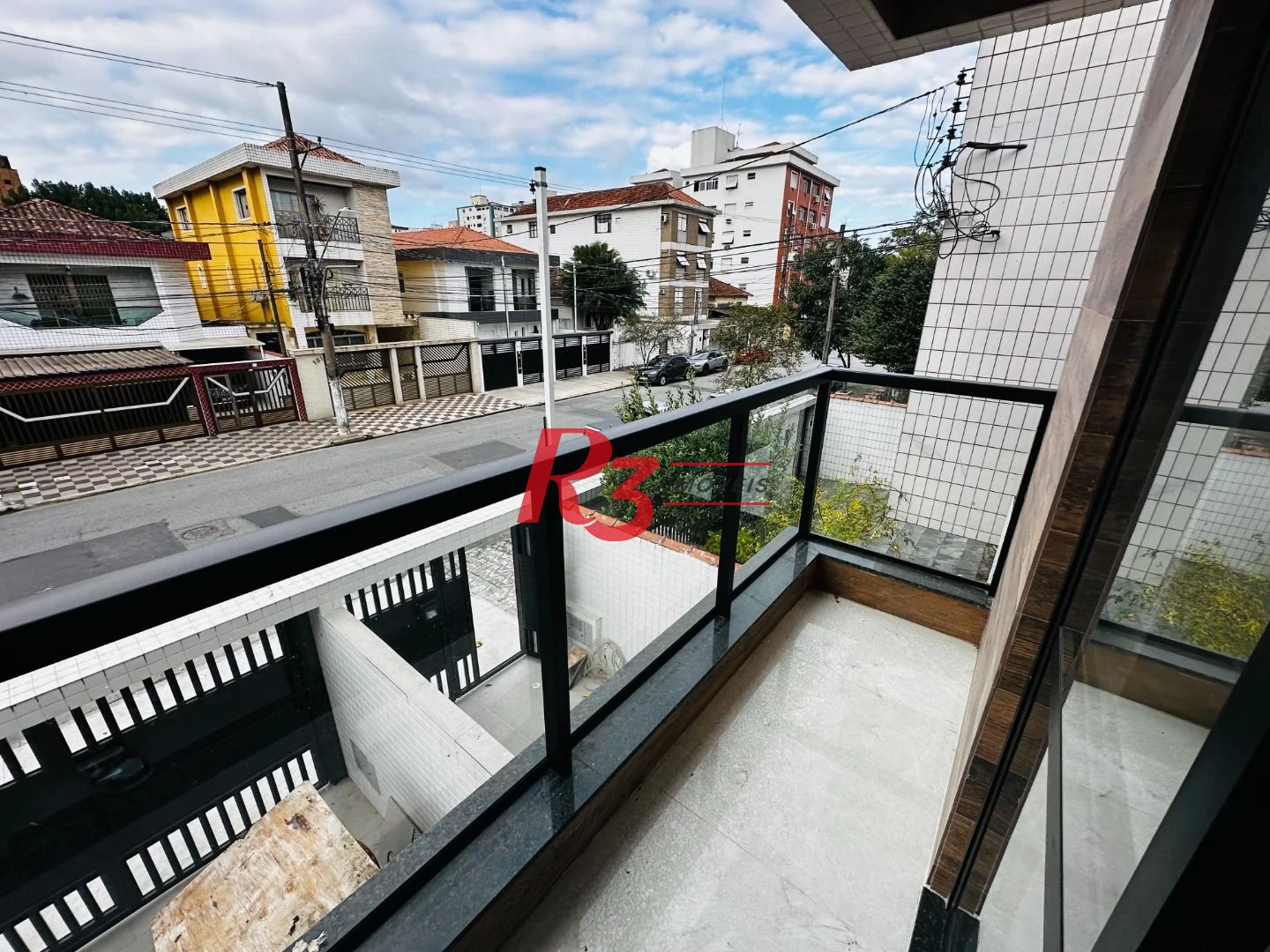 Sobrado com 3 dormitórios à venda, 220 m² por R$ 1.600.000,00 - Embaré - Santos/SP