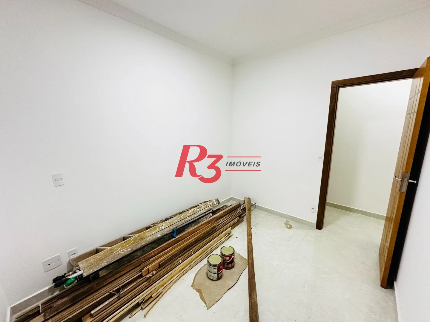 Sobrado com 3 dormitórios à venda, 160 m² por R$ 950.000,00 - Embaré - Santos/SP