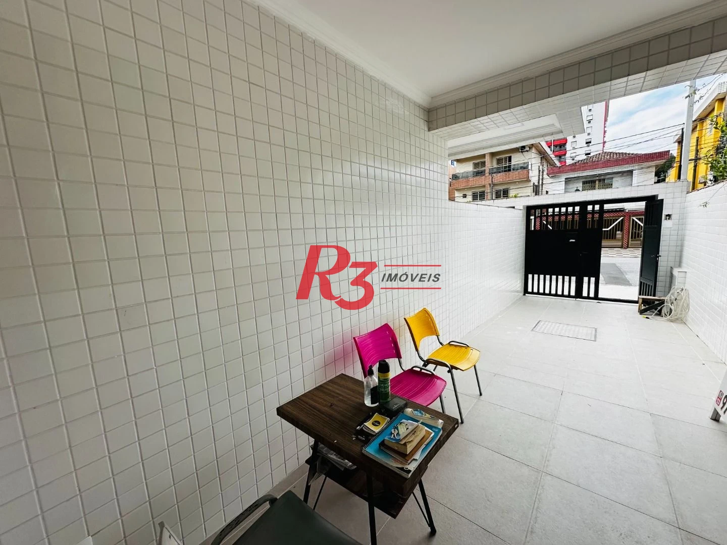 Sobrado com 3 dormitórios à venda, 160 m² por R$ 950.000,00 - Embaré - Santos/SP