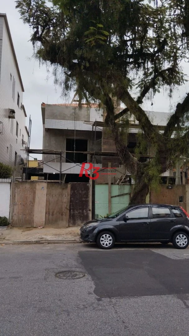 Sobrado Térreo com 3 dormitórios à venda, 160 m² por R$ 1.050.000 - Embaré - Santos/SP