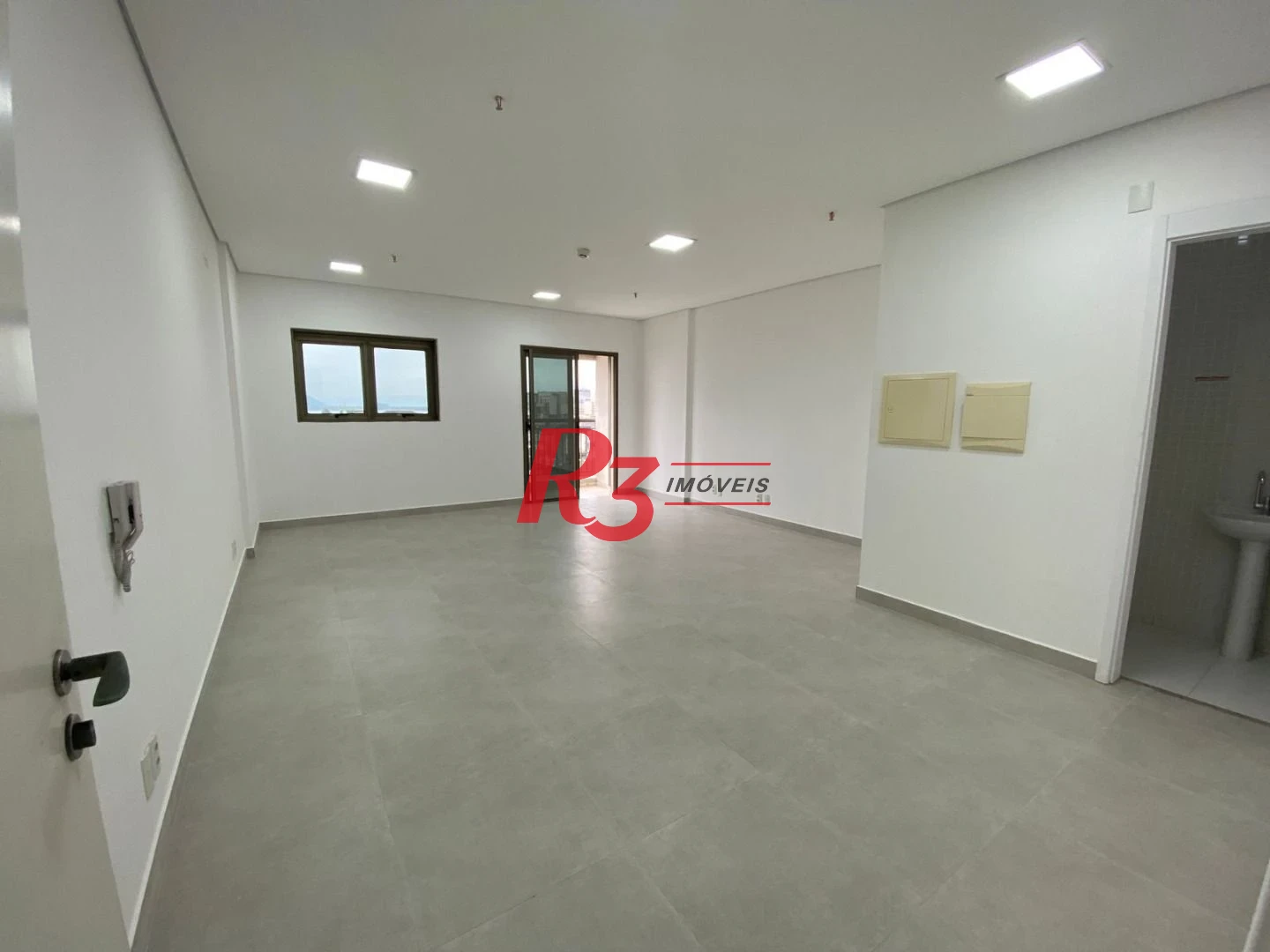 Sala à venda, 43 m² por R$ 300.000,00 - Valongo - Santos/SP