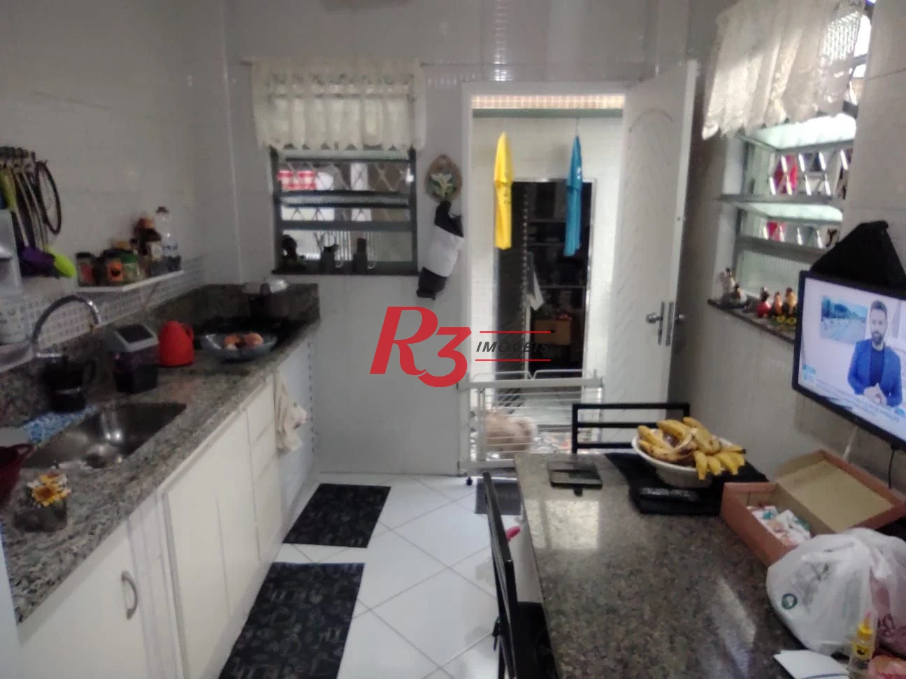 Sobrado com 2 dormitórios à venda, 70 m² por R$ 790.000,00 - Embaré - Santos/SP