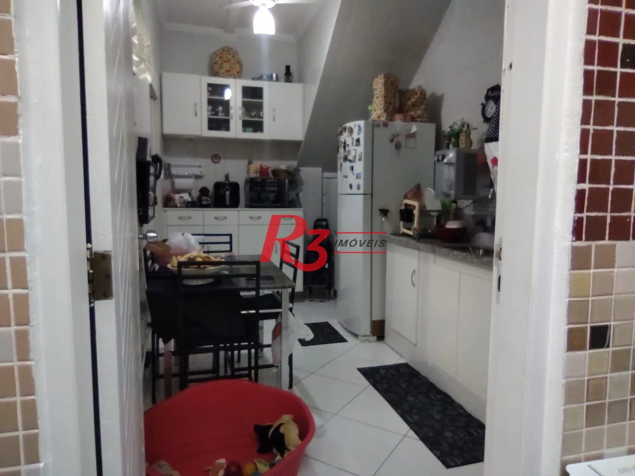 Sobrado com 2 dormitórios à venda, 70 m² por R$ 790.000,00 - Embaré - Santos/SP