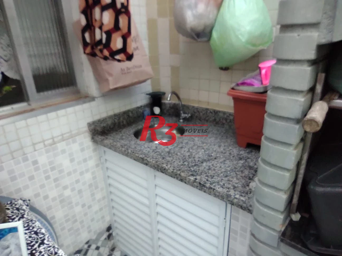 Sobrado com 2 dormitórios à venda, 70 m² por R$ 790.000,00 - Embaré - Santos/SP