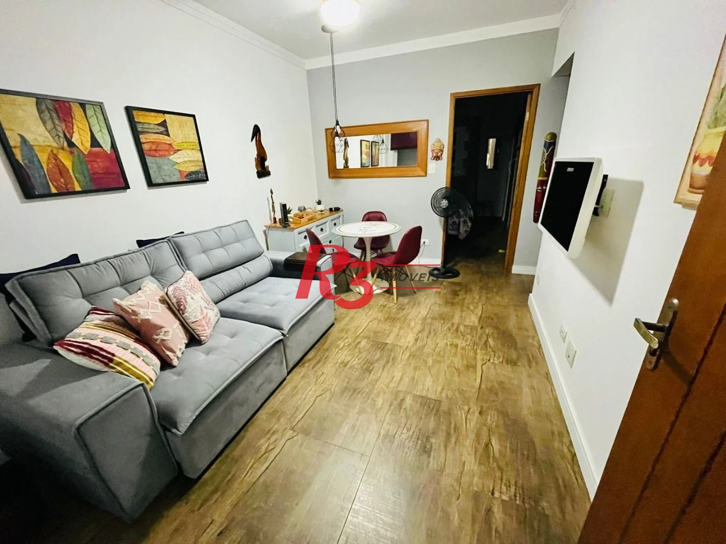 Apartamento com 1 dormitório à venda, 42 m² por R$ 490.000,00 - Gonzaga - Santos/SP
