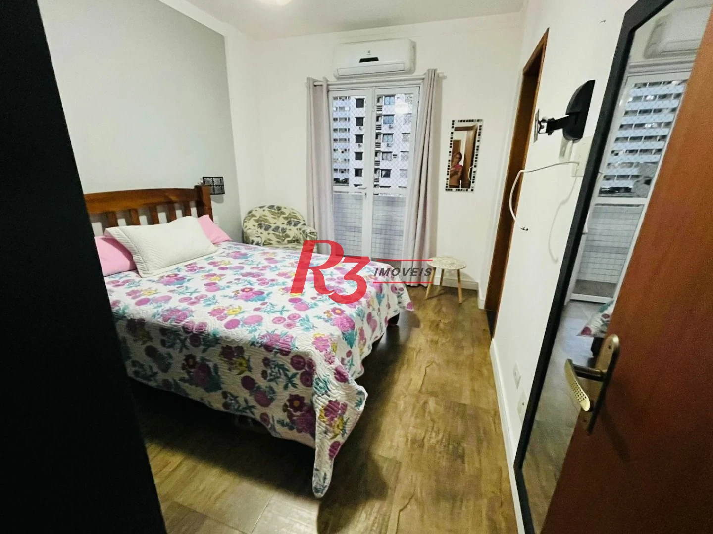 Apartamento com 1 dormitório à venda, 42 m² por R$ 490.000,00 - Gonzaga - Santos/SP