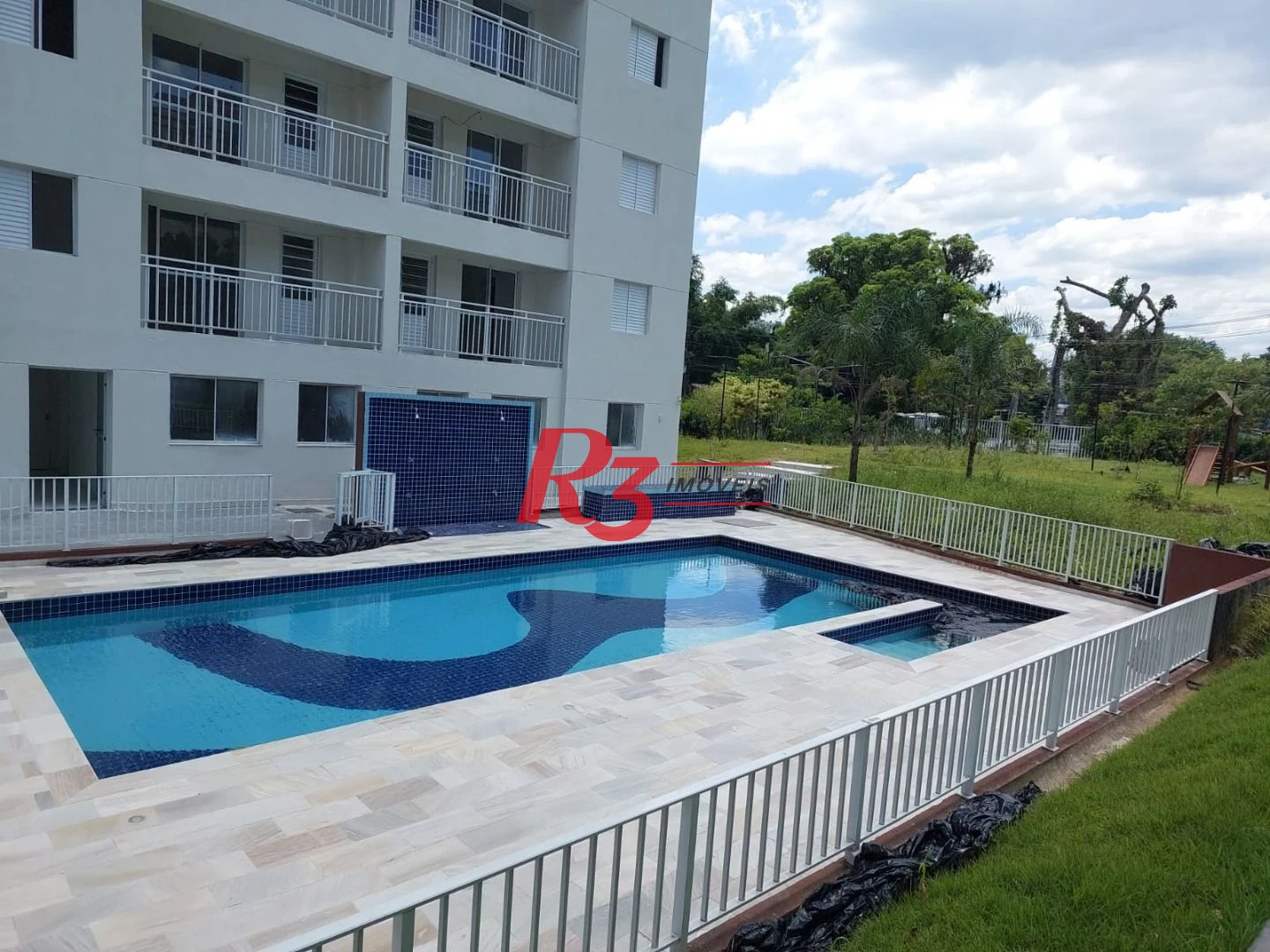 Apartamento com 2 dormitórios à venda, 52 m² por R$ 350.000,00 - Morro de Nova Cintra - Santos/SP