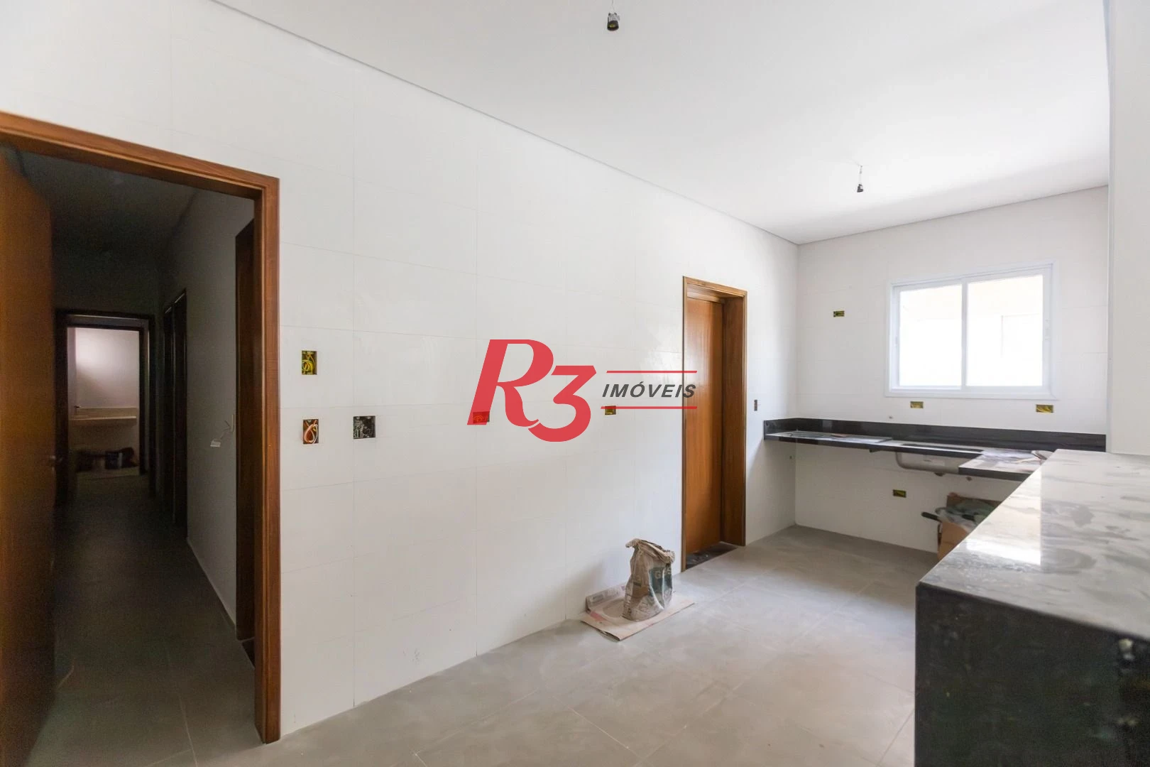 Casa à venda, 120 m² por R$ 950.000,00 - Encruzilhada - Santos/SP