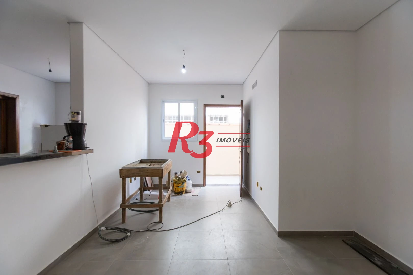 Casa com 3 dormitórios à venda, 104 m² por R$ 950.000,00 - Encruzilhada - Santos/SP