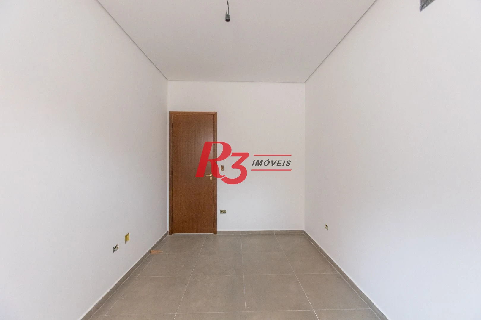 Casa com 3 dormitórios à venda, 104 m² por R$ 950.000,00 - Encruzilhada - Santos/SP