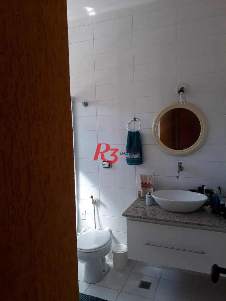 Sobrado à venda, 134 m² por R$ 530.000,00 - Vila Voturuá - São Vicente/SP