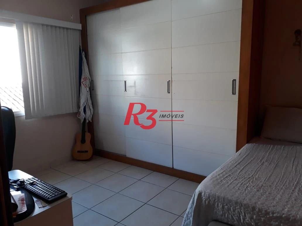 Sobrado à venda, 134 m² por R$ 530.000,00 - Vila Voturuá - São Vicente/SP