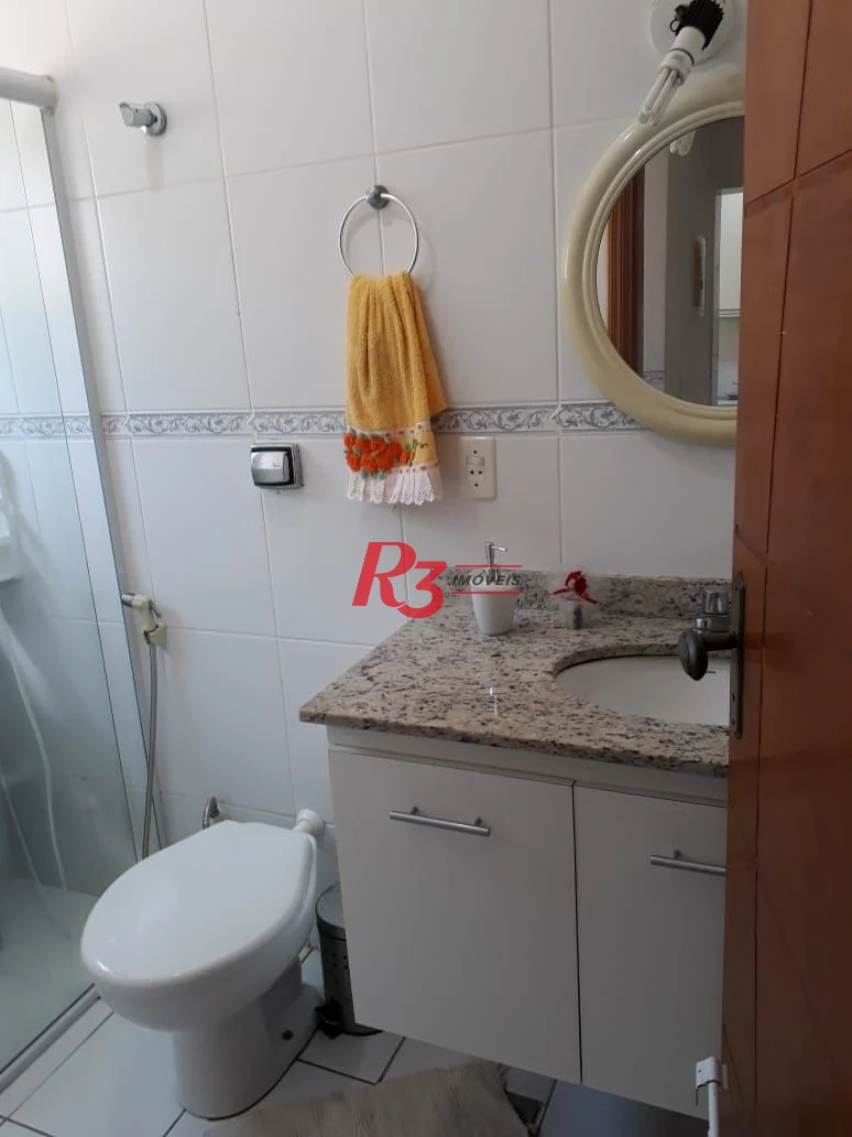 Sobrado à venda, 134 m² por R$ 530.000,00 - Vila Voturuá - São Vicente/SP