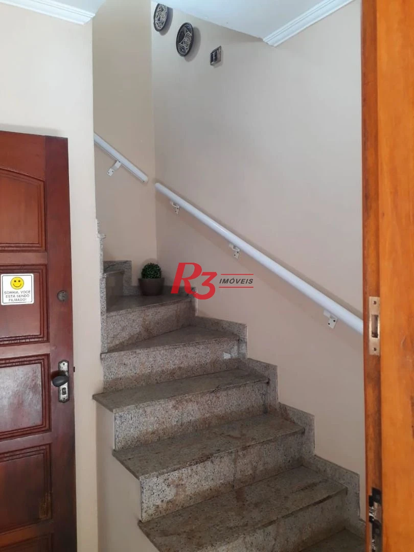 Sobrado à venda, 134 m² por R$ 530.000,00 - Vila Voturuá - São Vicente/SP