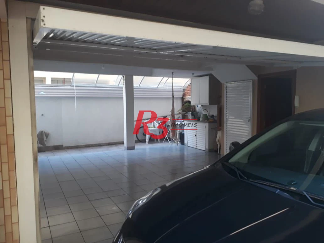Sobrado à venda, 134 m² por R$ 530.000,00 - Vila Voturuá - São Vicente/SP