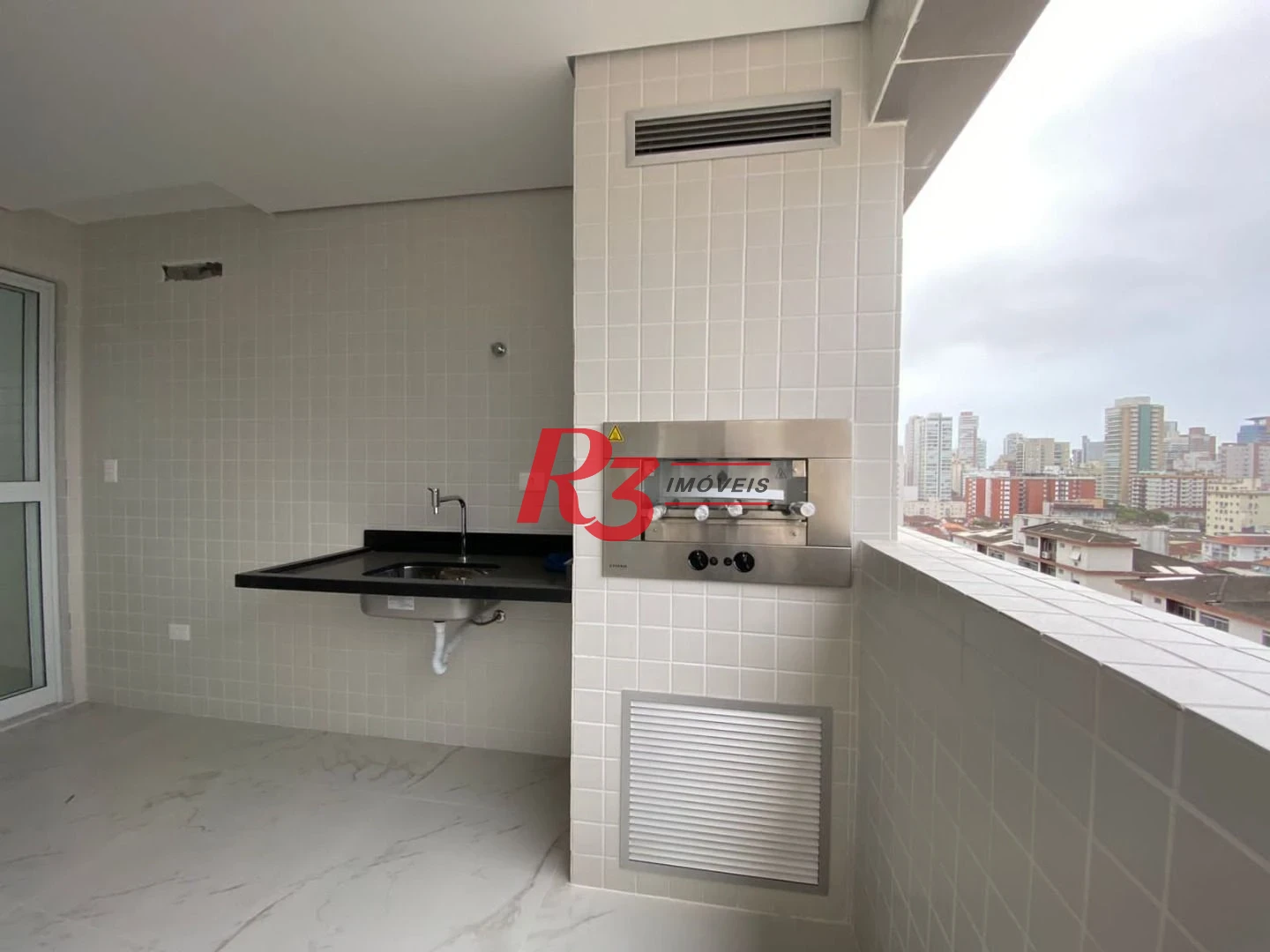 Apartamento com 2 dormitórios para alugar, 69 m² por R$ 5.500,00/mês - Boqueirão - Santos/SP