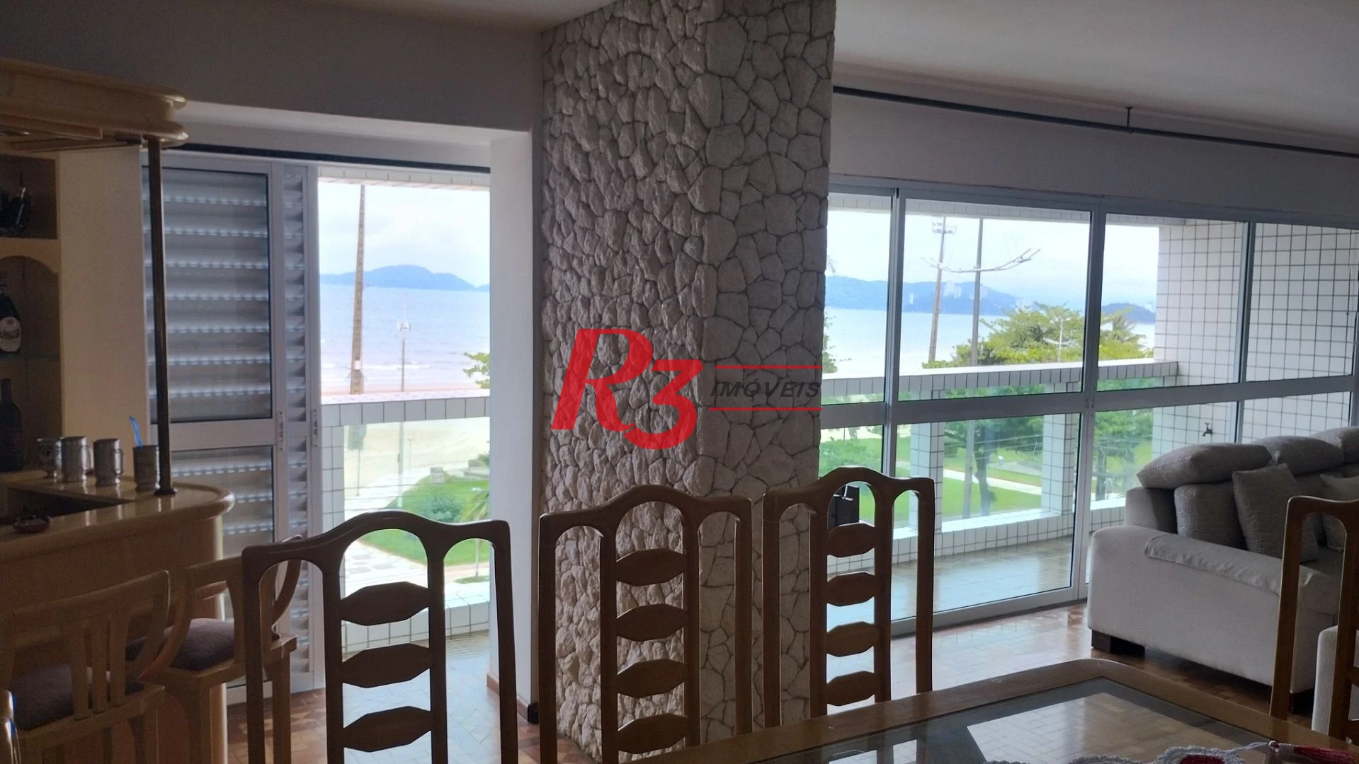 Apartamento com 4 dormitórios à venda, 200 m² por R$ 1.330.000,00 - Embaré - Santos/SP