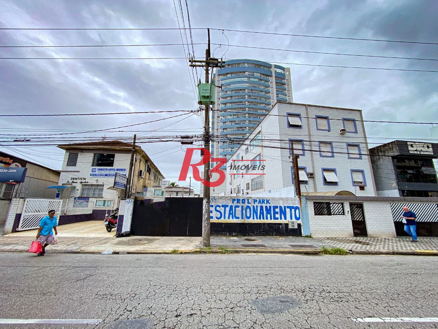 Terreno para alugar, 387 m² por R$ 20.000,00/mês - Encruzilhada - Santos/SP
