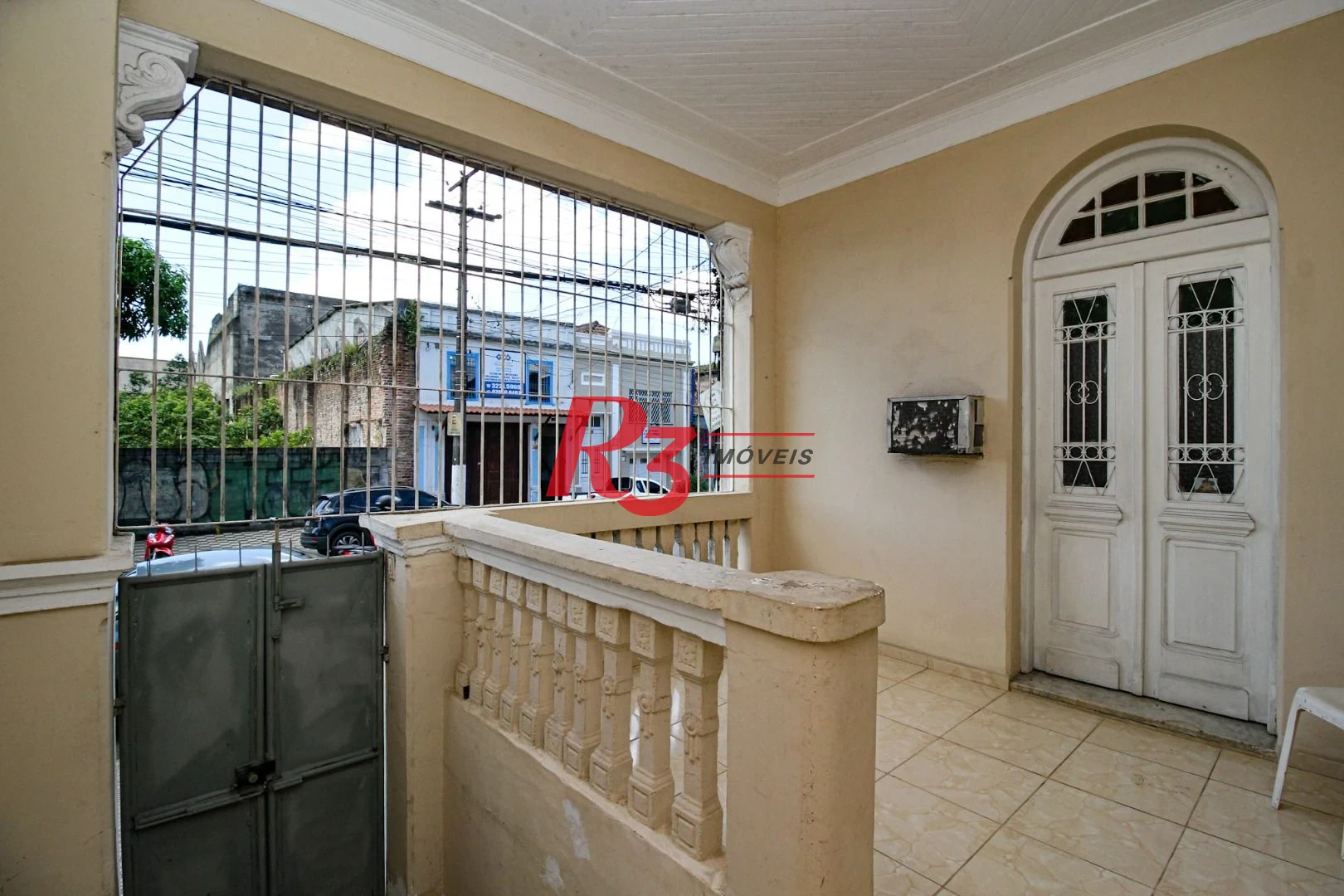 Sobrado com 3 dormitórios à venda, 248 m² por R$ 700.000,00 - Vila Matias - Santos/SP