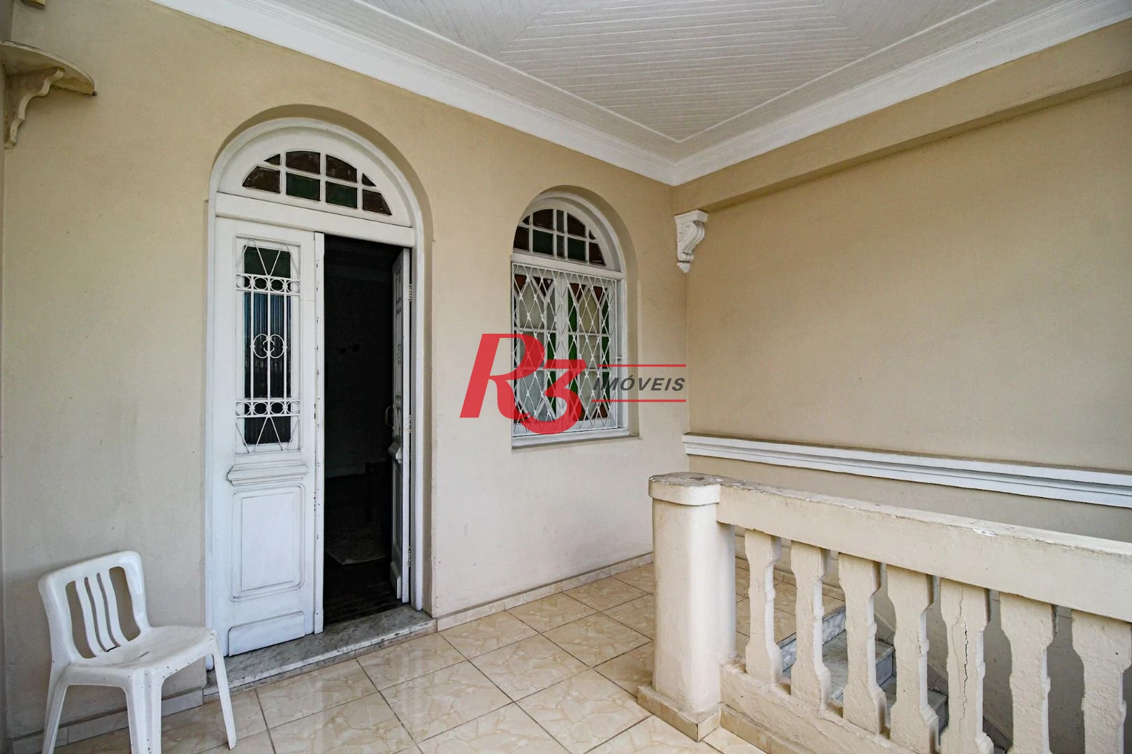 Sobrado com 3 dormitórios à venda, 248 m² por R$ 700.000,00 - Vila Matias - Santos/SP