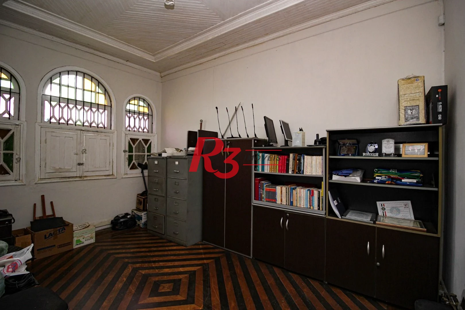 Sobrado com 3 dormitórios à venda, 248 m² por R$ 700.000,00 - Vila Matias - Santos/SP