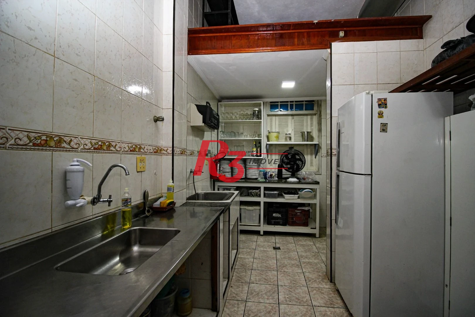 Sobrado com 3 dormitórios à venda, 248 m² por R$ 700.000,00 - Vila Matias - Santos/SP