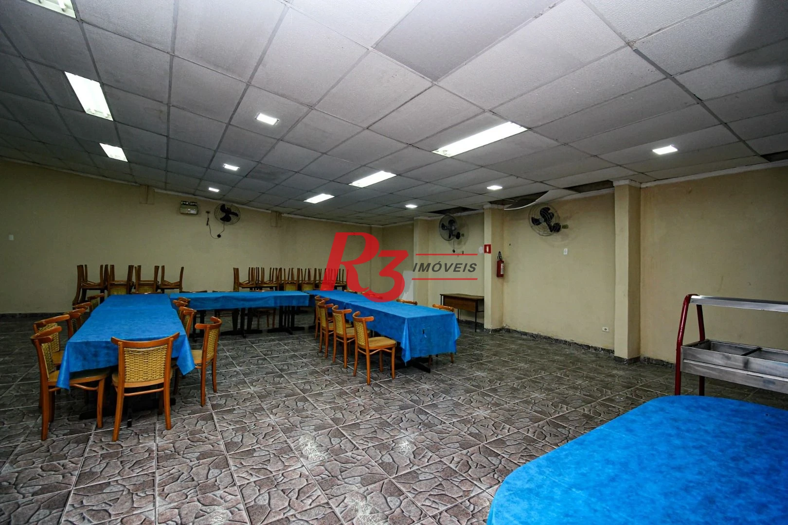 Sobrado com 3 dormitórios à venda, 248 m² por R$ 700.000,00 - Vila Matias - Santos/SP
