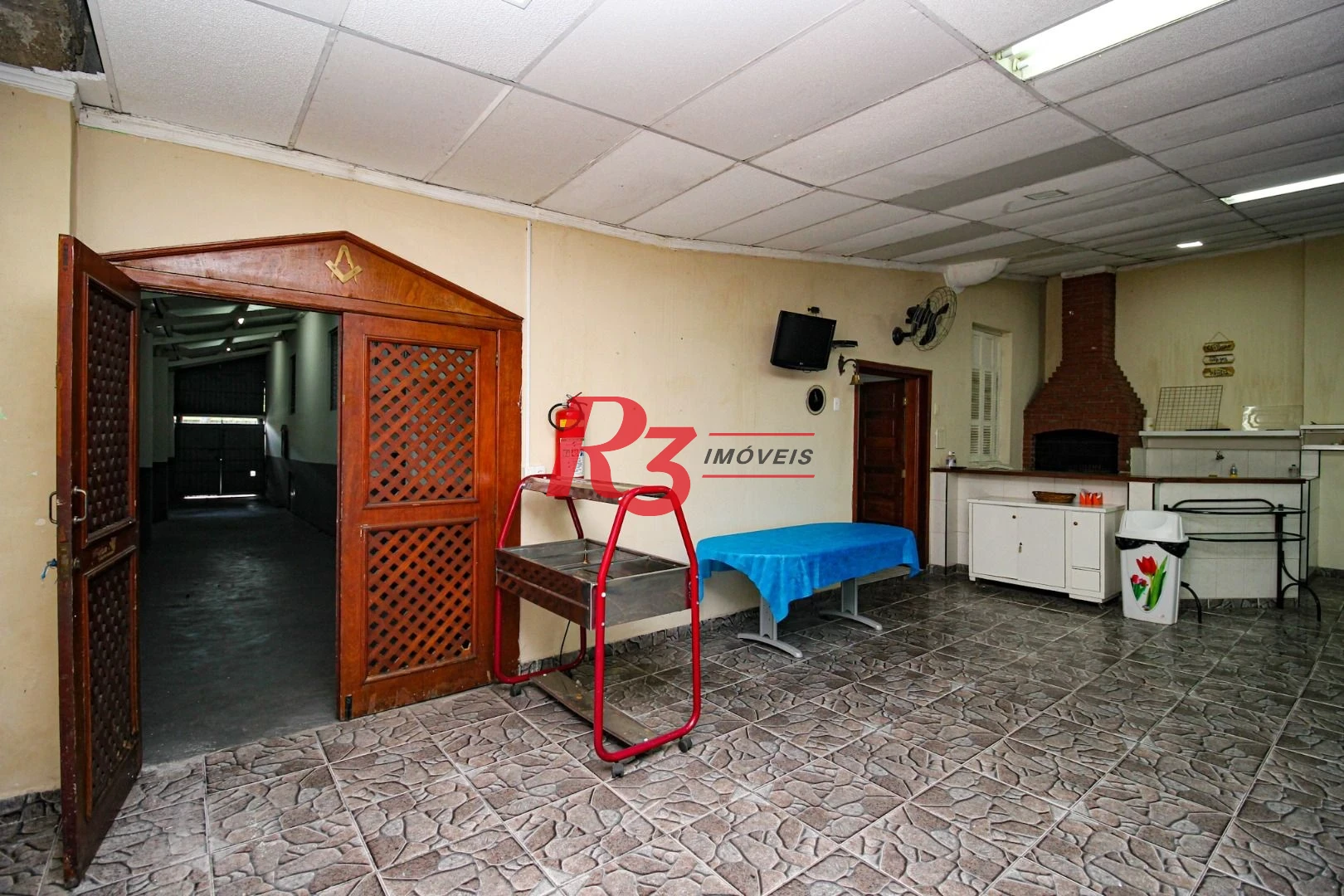 Sobrado com 3 dormitórios à venda, 248 m² por R$ 700.000,00 - Vila Matias - Santos/SP