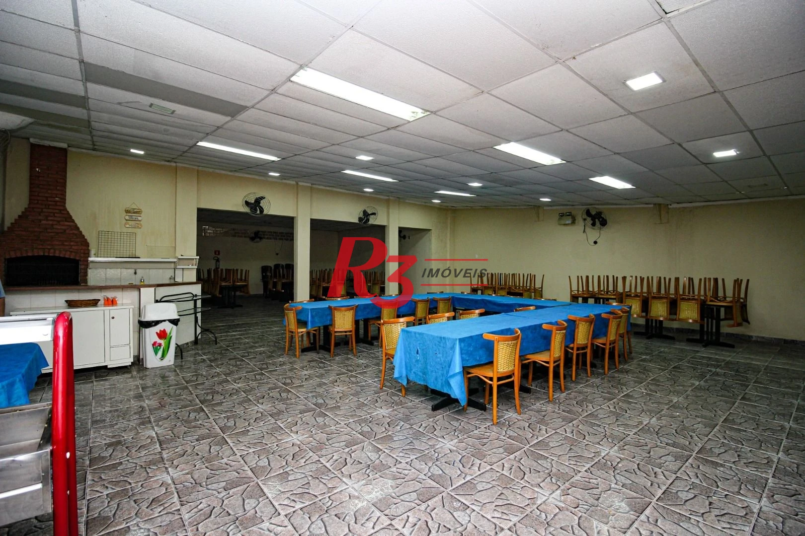 Sobrado com 3 dormitórios à venda, 248 m² por R$ 700.000,00 - Vila Matias - Santos/SP