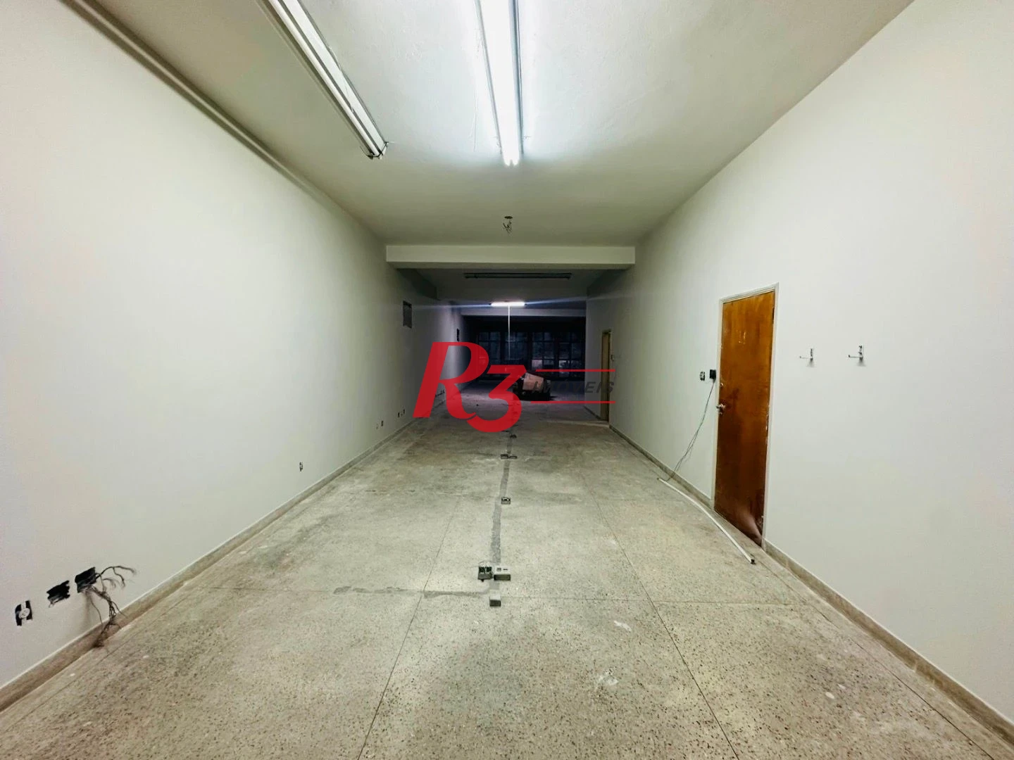 Sala, 269 m² - venda por R$ 1.340.000,00 ou aluguel por R$ 14.000,00/mês - Vila Matias - Santos/SP