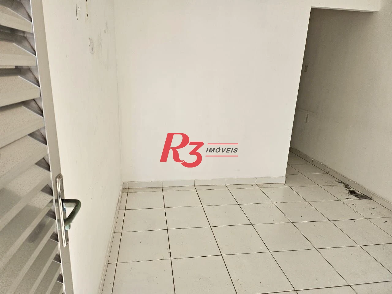 Kitnet à venda, 41 m² por R$ 395.000,00 - Gonzaga - Santos/SP