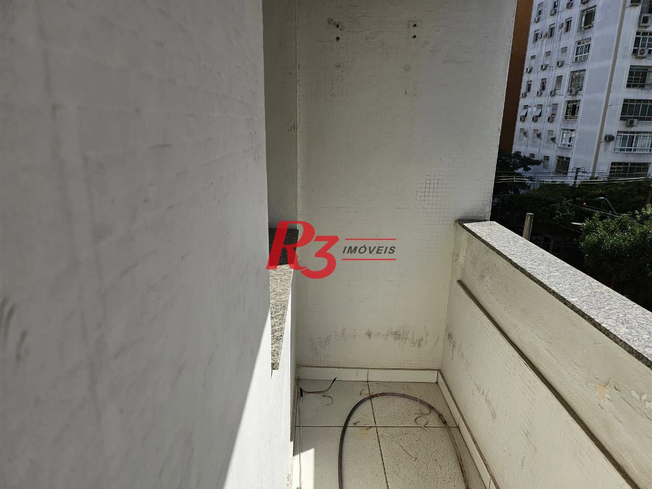 Kitnet à venda, 41 m² por R$ 395.000,00 - Gonzaga - Santos/SP