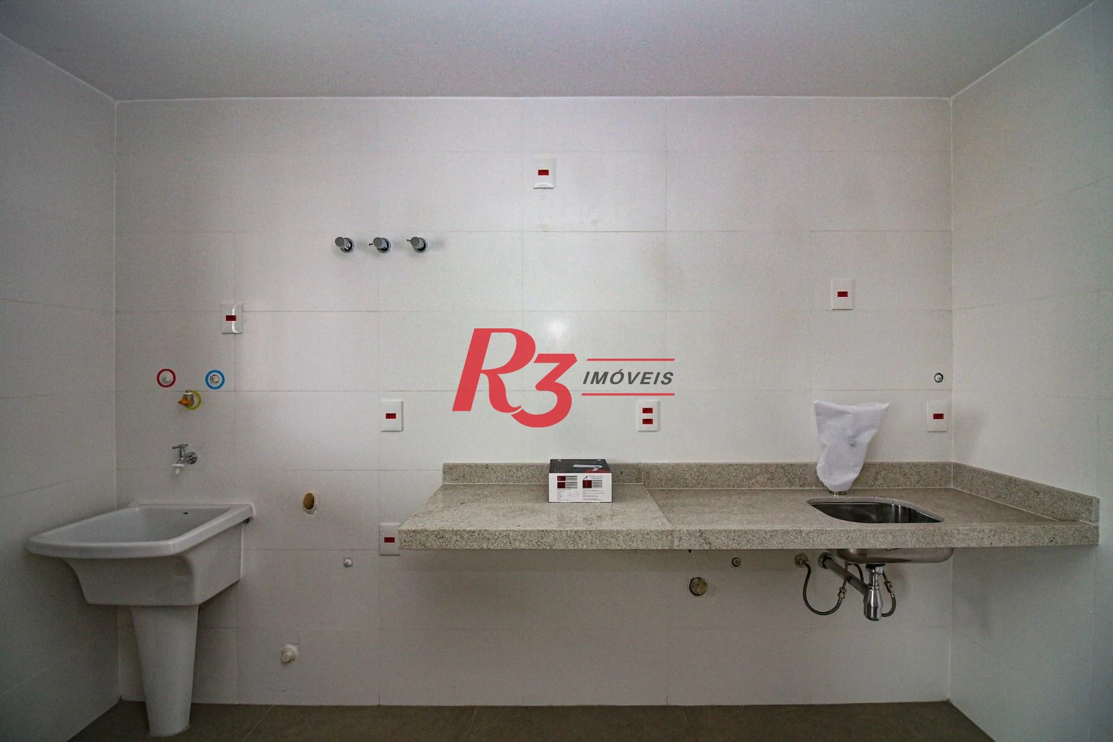 Apartamento com 1 dormitório à venda, 54 m² por R$ 775.000,00 - Boqueirão - Santos/SP