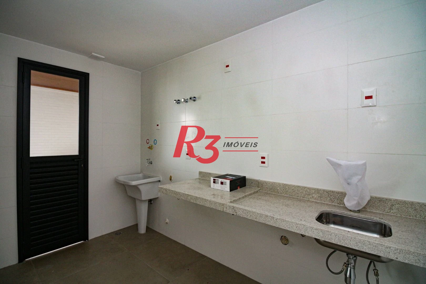 Apartamento com 1 dormitório à venda, 54 m² por R$ 775.000,00 - Boqueirão - Santos/SP