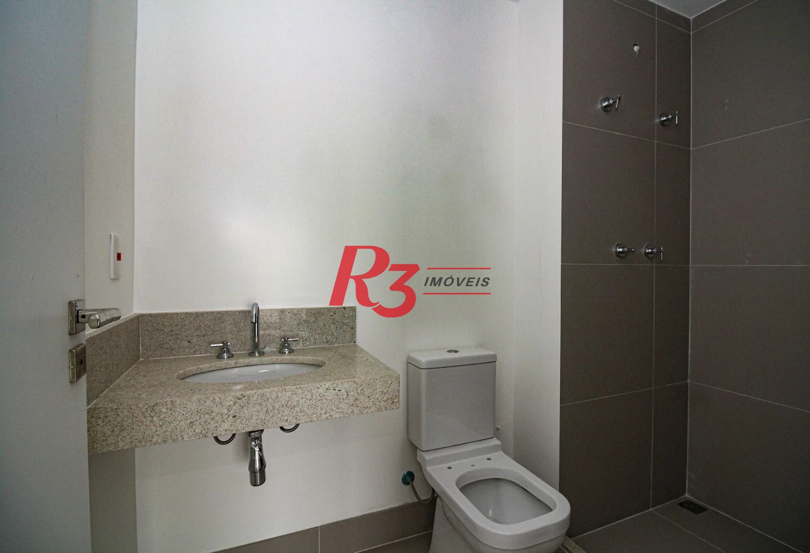 Apartamento com 1 dormitório à venda, 54 m² por R$ 775.000,00 - Boqueirão - Santos/SP