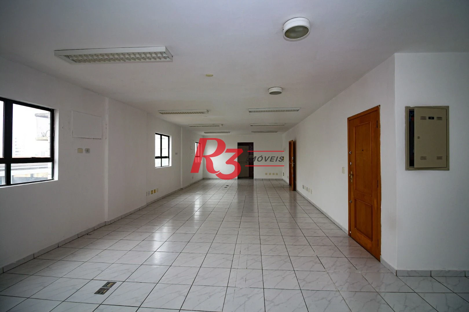 Sala para alugar, 90 m² por R$ 3.900/pacote mensal - Vila Mathias - Santos/SP