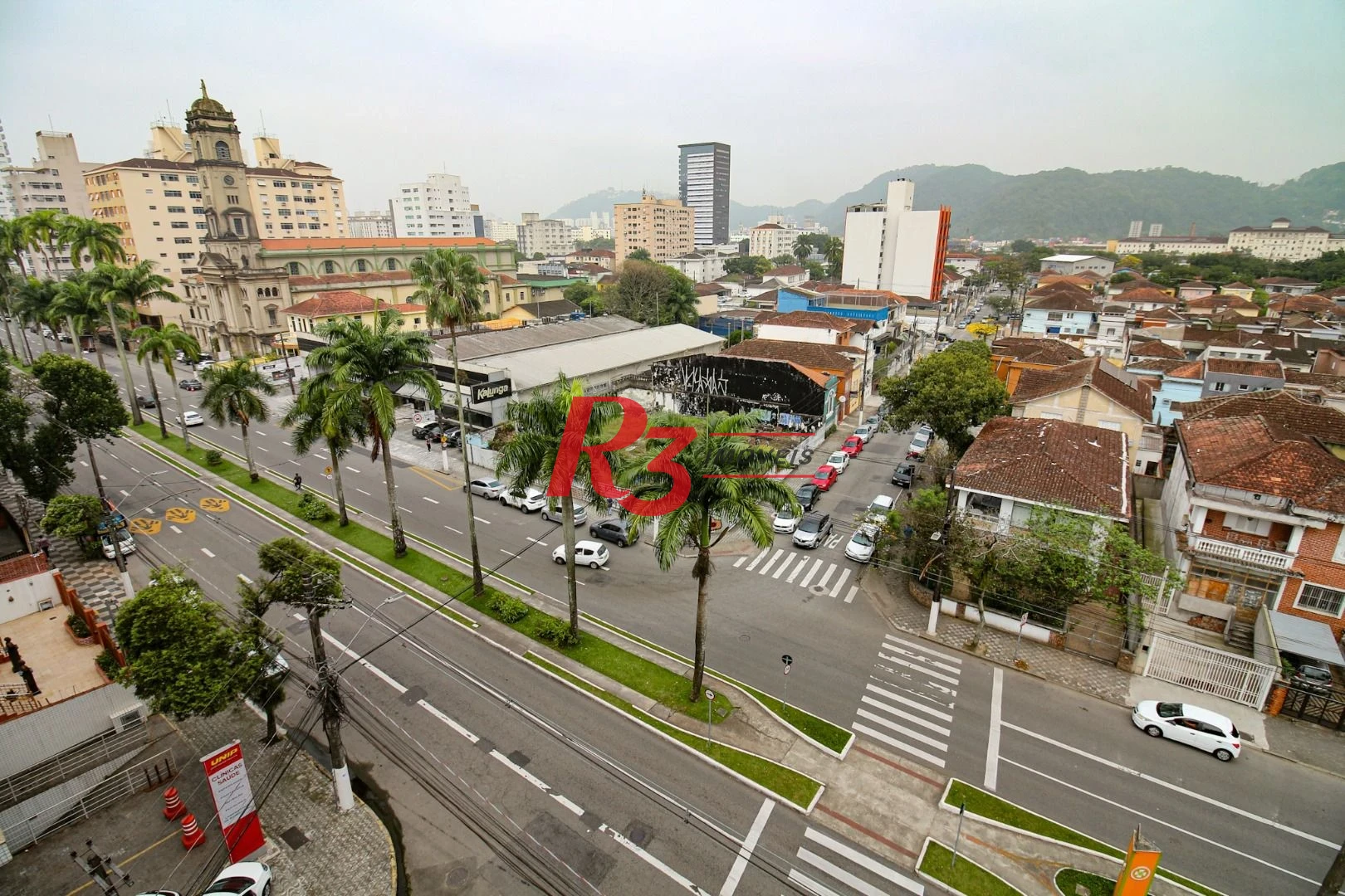Sala para alugar, 115 m² por R$ 4.400/pacote mensal - Vila Mathias - Santos/SP