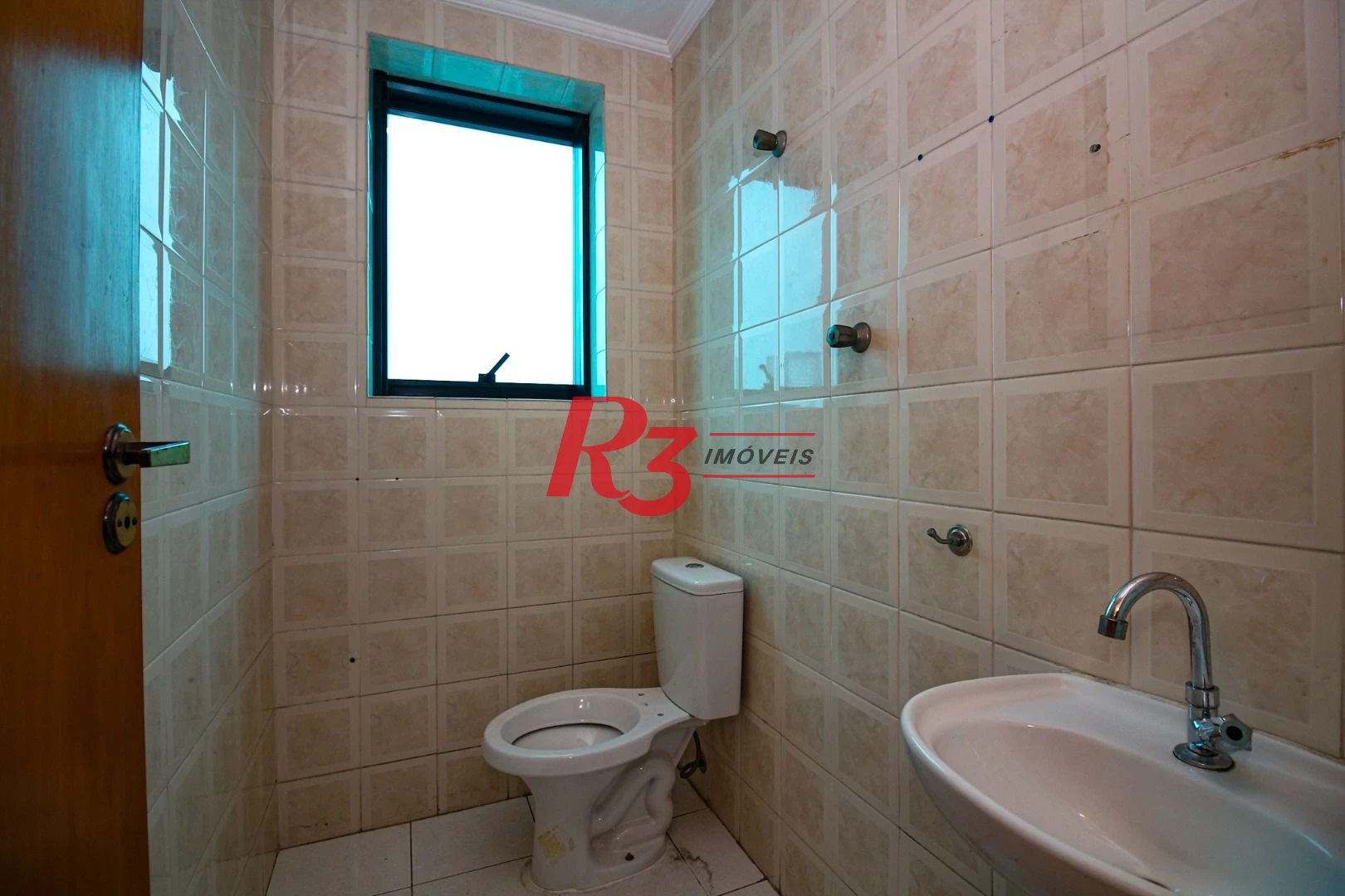 Sala para alugar, 115 m² por R$ 4.400/pacote mensal - Vila Mathias - Santos/SP