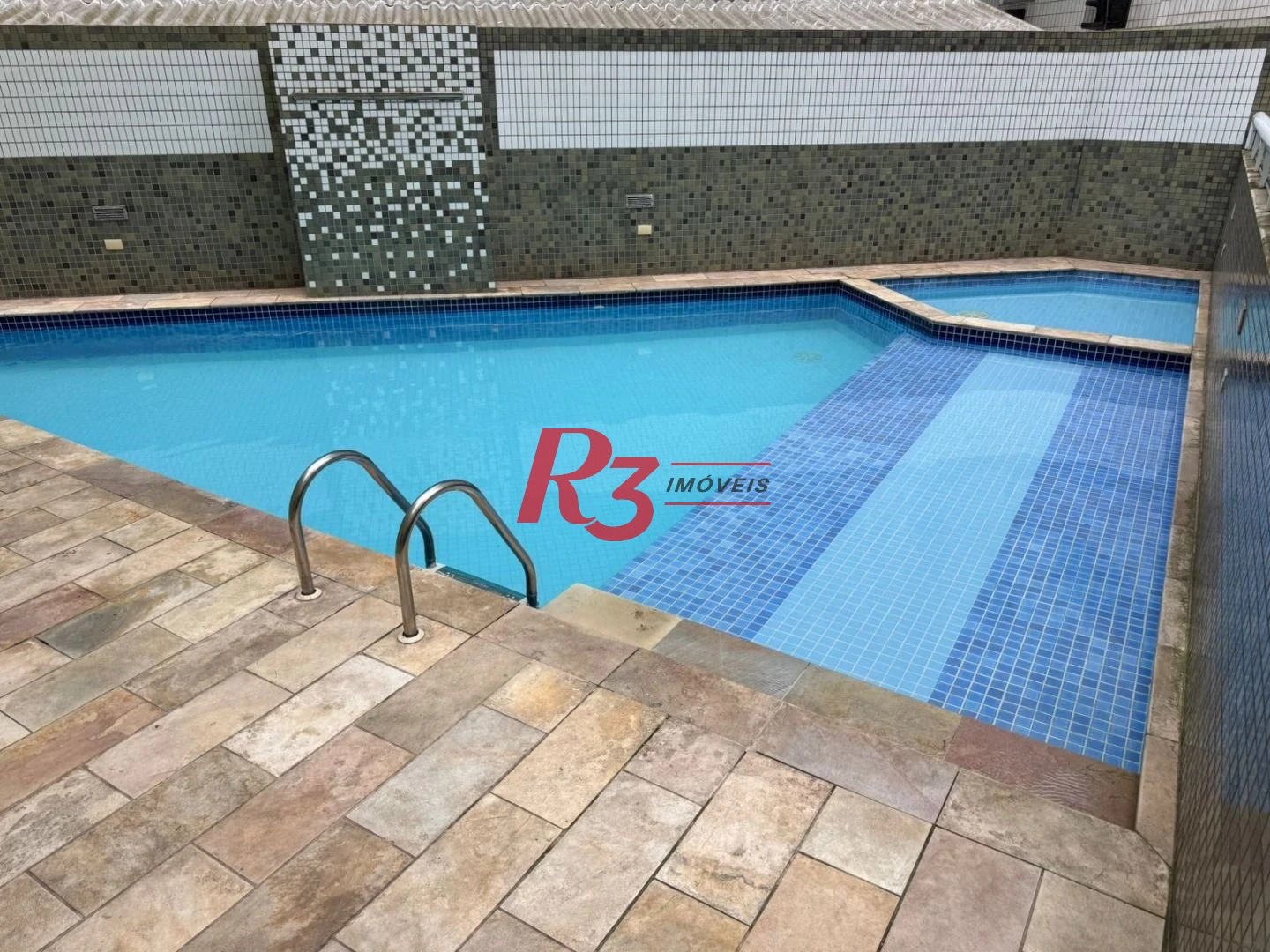 Apartamento com 2 dormitórios à venda, 87 m² por R$ 630.000,00 - Centro - São Vicente/SP