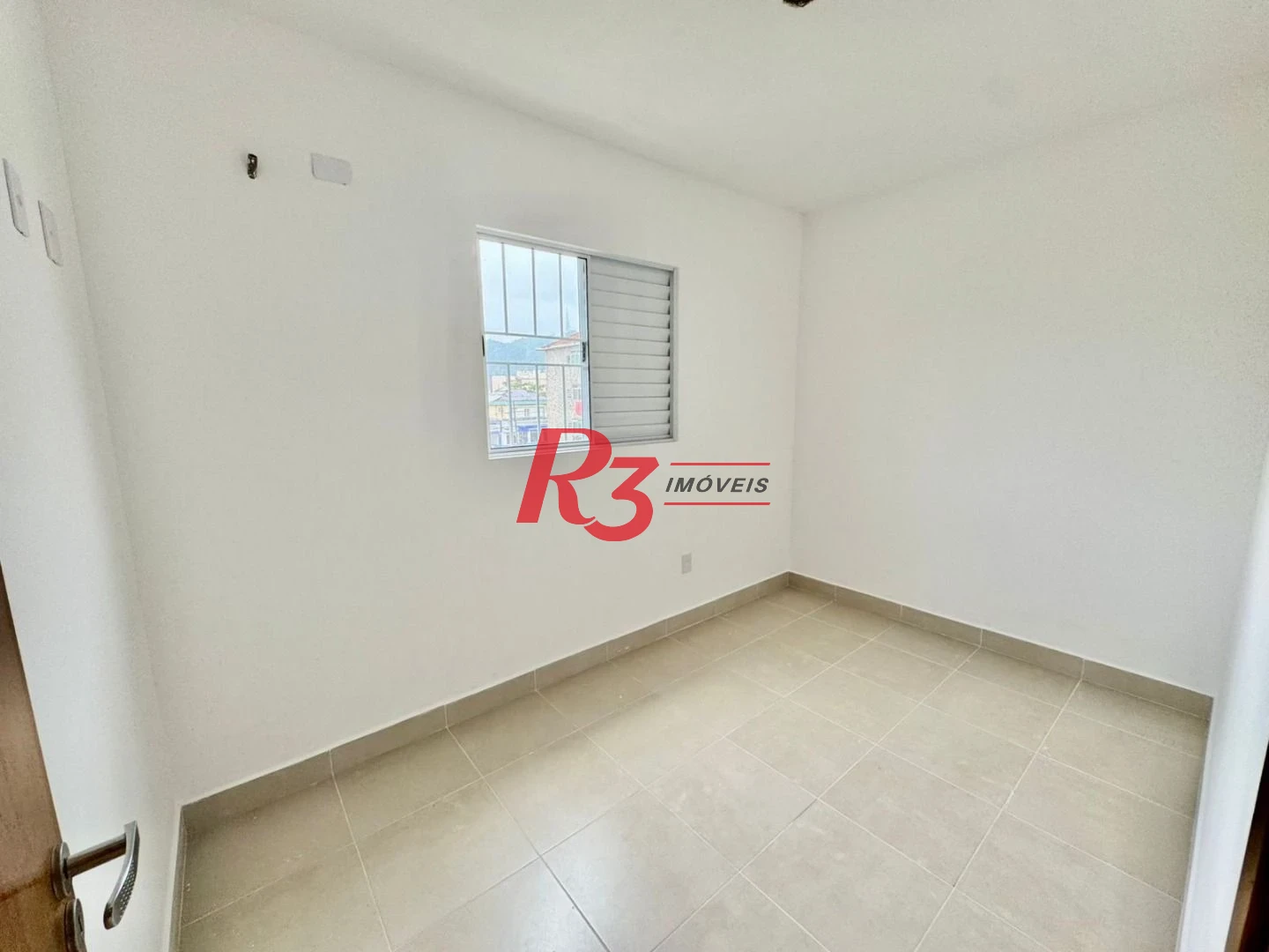 Apartamento com 2 dormitórios à venda, 65 m² por R$ 299.000,00 - Vila Valença - São Vicente/SP