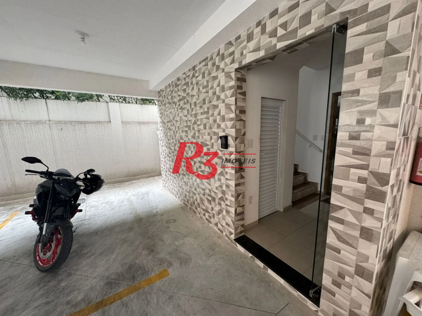 Apartamento com 2 dormitórios à venda, 65 m² por R$ 299.000,00 - Vila Valença - São Vicente/SP
