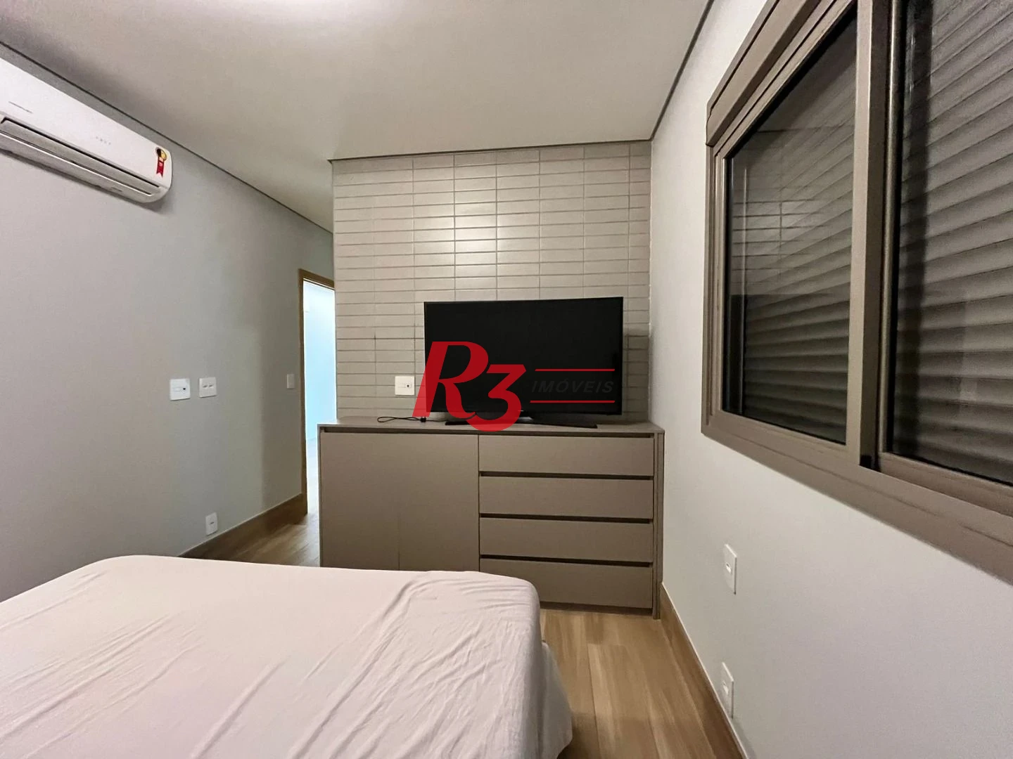 Apartamento com 1 dormitório à venda, 65 m² por R$ 955.000,00 - Aparecida - Santos/SP