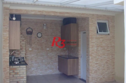 Casa com 3 dormitórios à venda, 160 m² por R$ 1.610.000,00 - Aparecida - Santos/SP