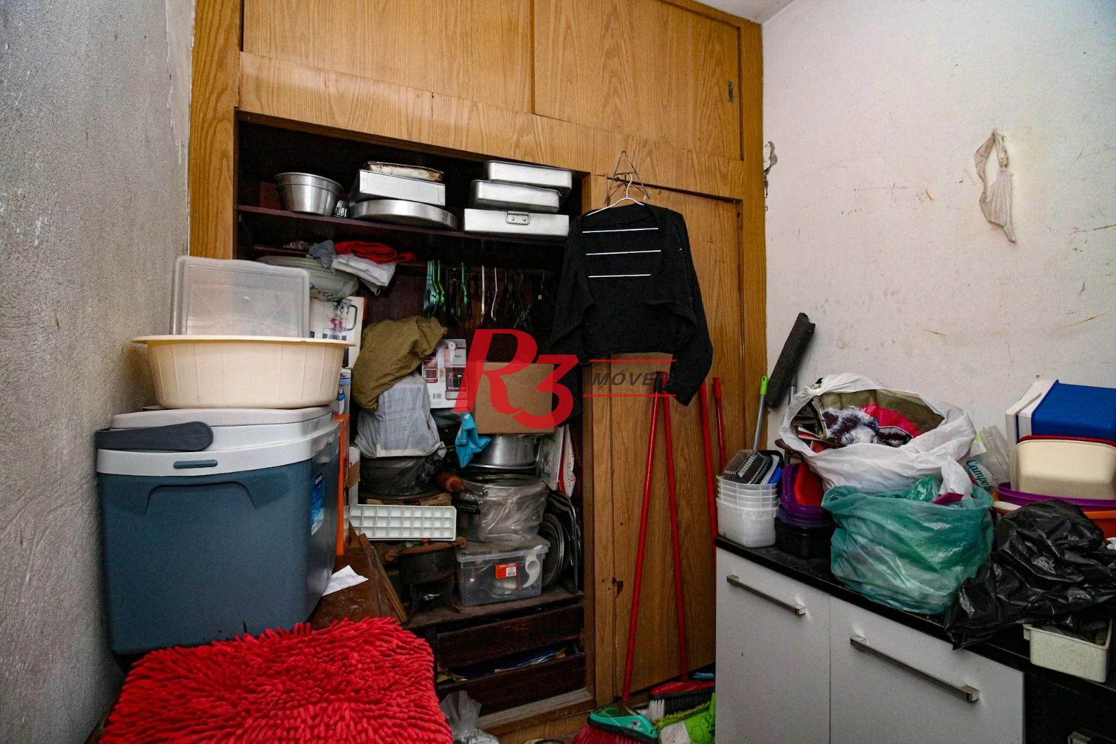 Oportunidade na Vila Rica em Santos, 347 m², 4 quartos, 2 suítes, 2 vagas, condição muito especial, local nobre!