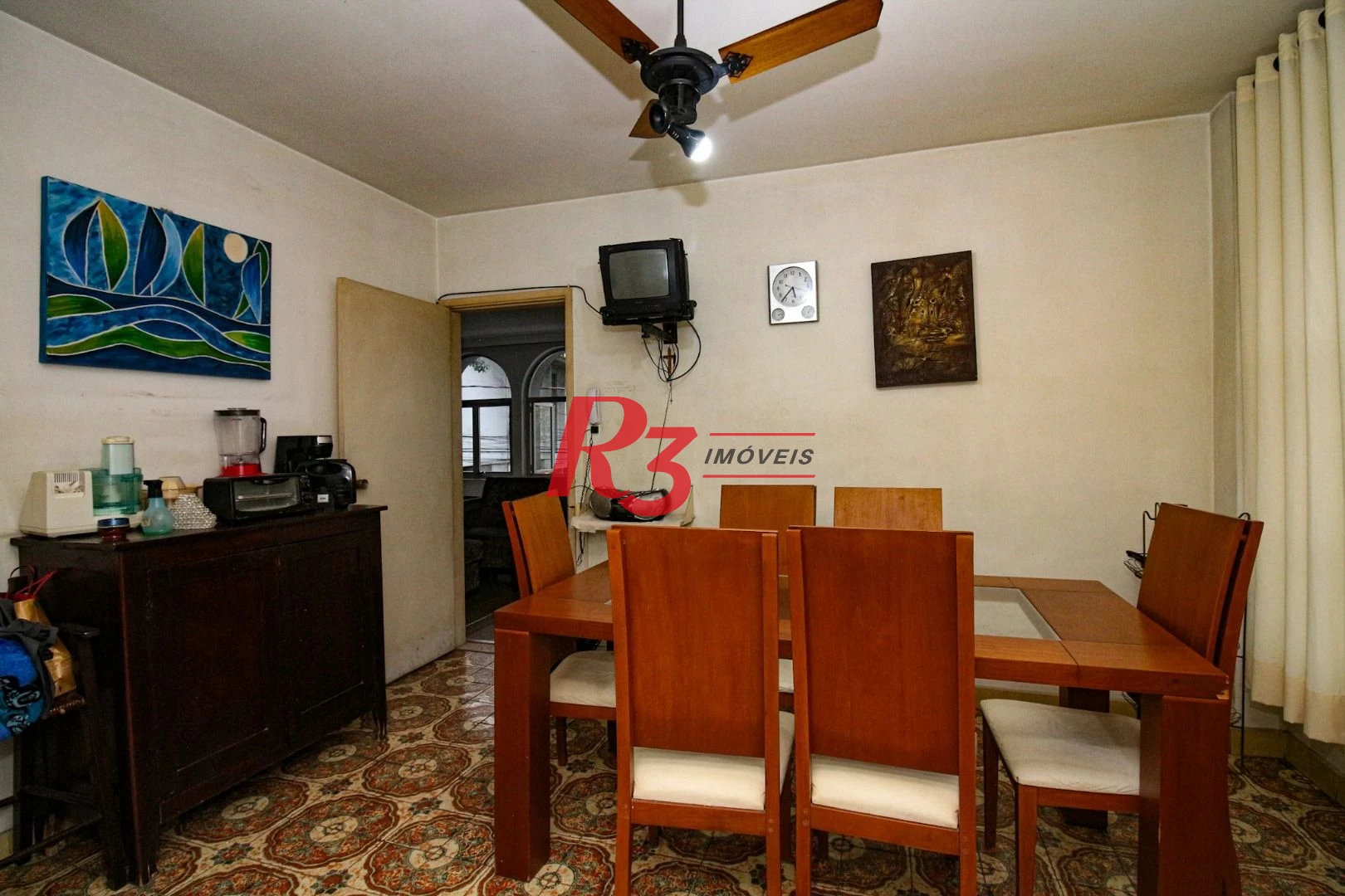Oportunidade na Vila Rica em Santos, 347 m², 4 quartos, 2 suítes, 2 vagas, condição muito especial, local nobre!