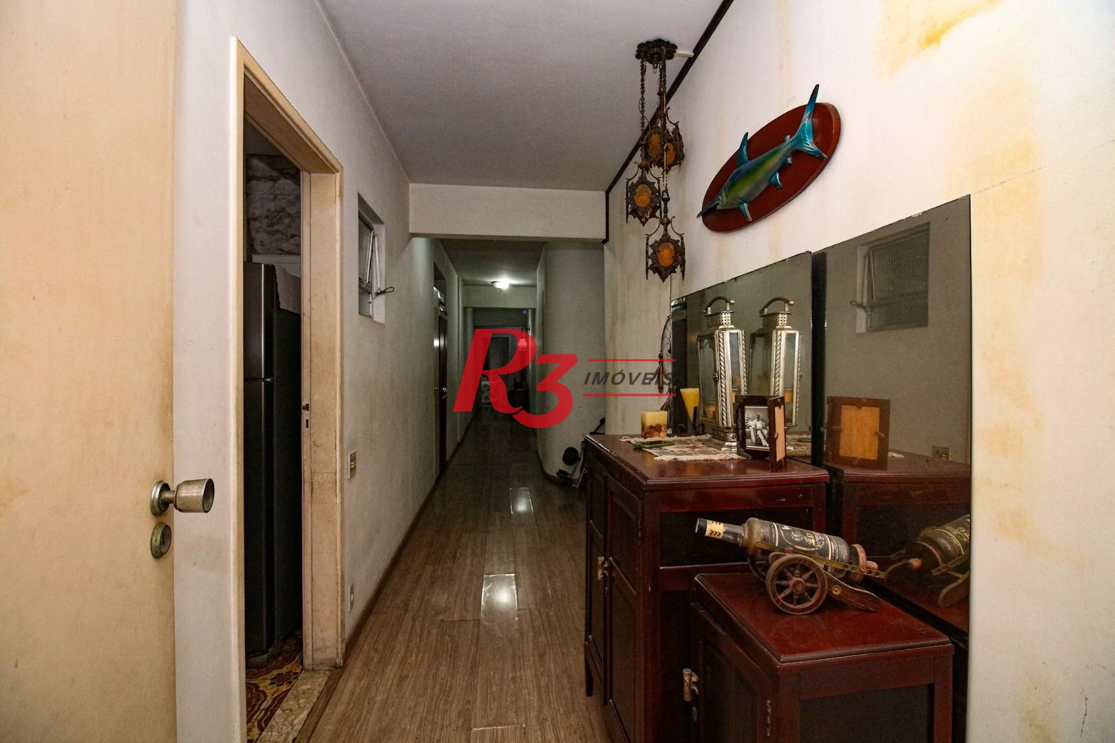 Oportunidade na Vila Rica em Santos, 347 m², 4 quartos, 2 suítes, 2 vagas, condição muito especial, local nobre!