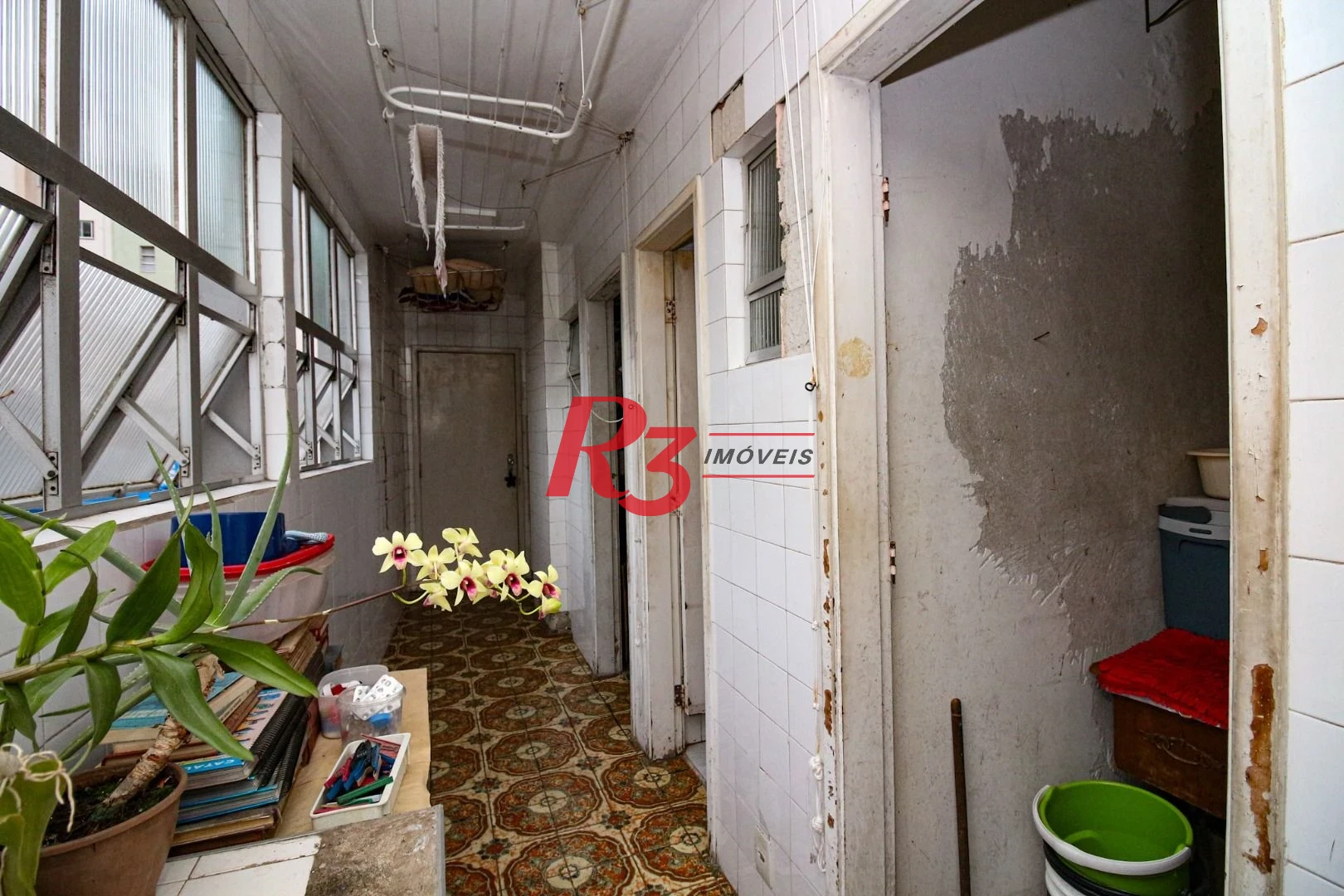 Oportunidade na Vila Rica em Santos, 347 m², 4 quartos, 2 suítes, 2 vagas, condição muito especial, local nobre!