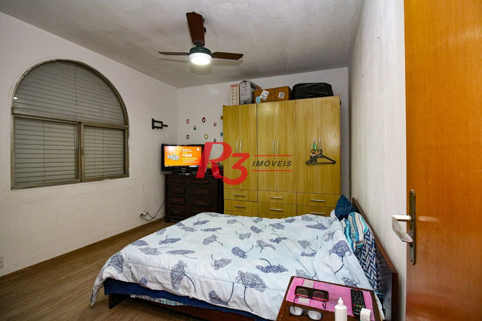 Oportunidade na Vila Rica em Santos, 347 m², 4 quartos, 2 suítes, 2 vagas, condição muito especial, local nobre!