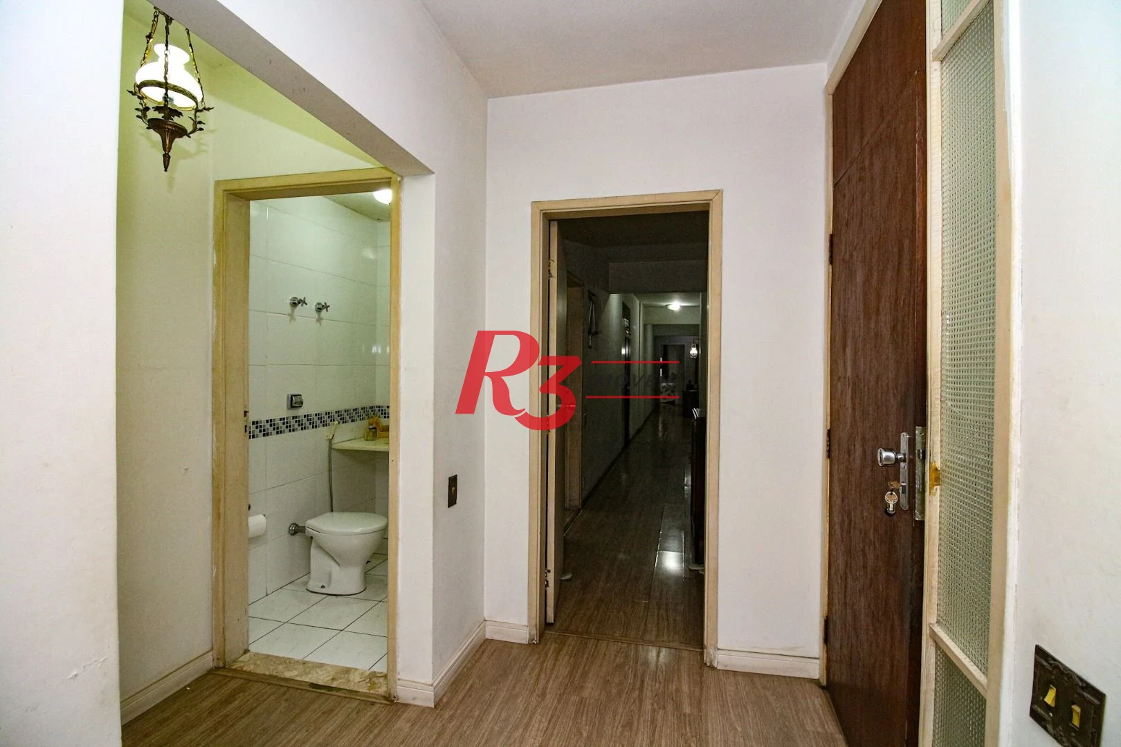 Oportunidade na Vila Rica em Santos, 347 m², 4 quartos, 2 suítes, 2 vagas, condição muito especial, local nobre!